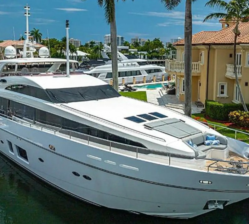 beachfront-ii-yacht-charter-details-princess-charterworld-luxury